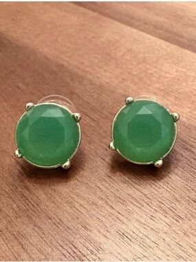 NWOT J. Crew Jade Stud Earring Set in Gold